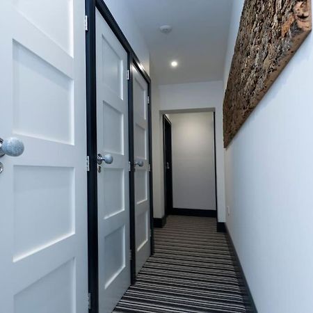 Bootique House - Luxury Group Accommodation In Wakefield Eksteriør bilde