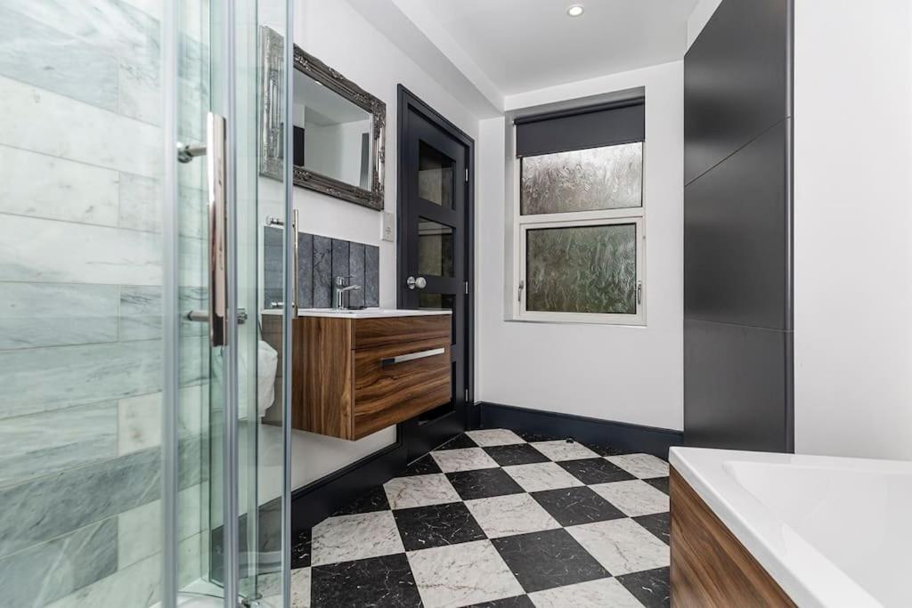 Bootique House - Luxury Group Accommodation In Wakefield Eksteriør bilde